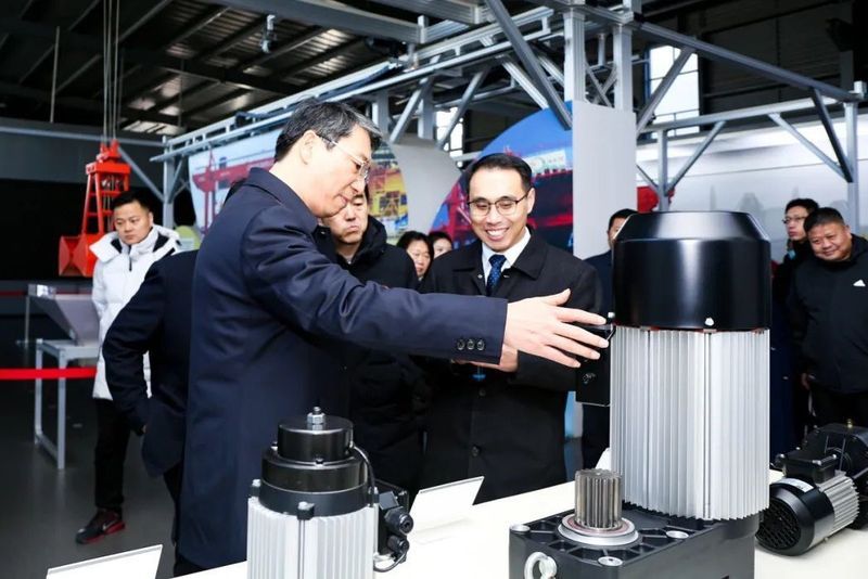 河南省副省長劉尚進(jìn)一行蒞臨衛(wèi)華調(diào)研